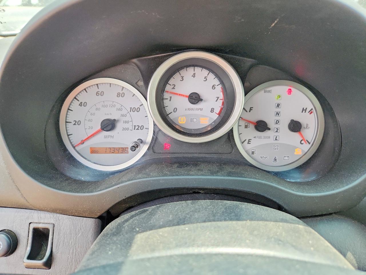 2005 TOYOTA RAV4