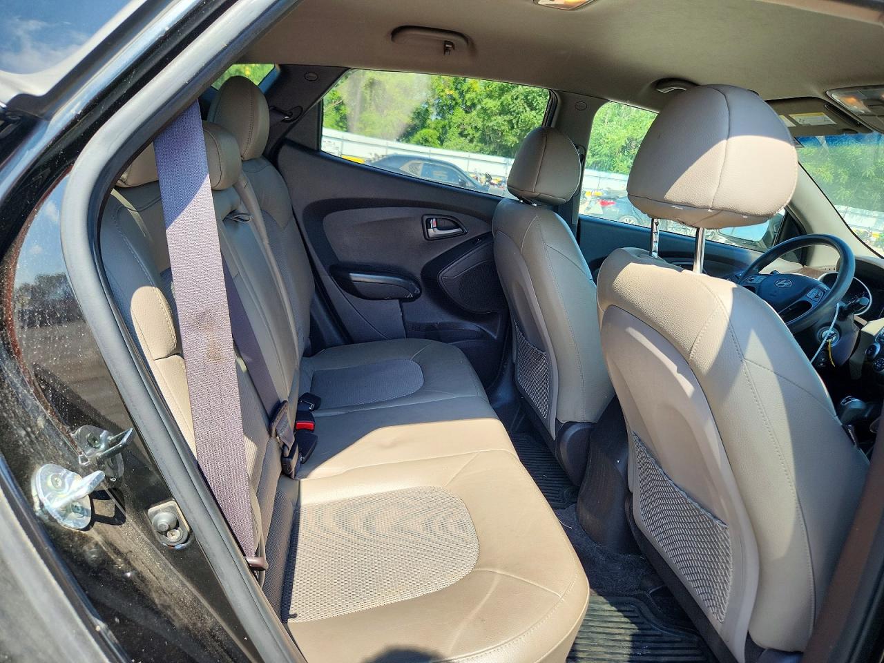 2015 HYUNDAI TUCSON