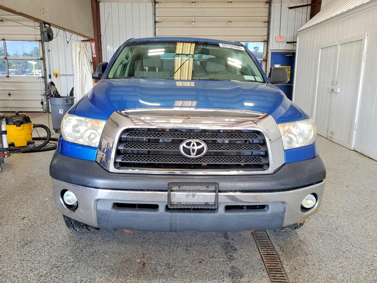 2008 TOYOTA TUNDRA