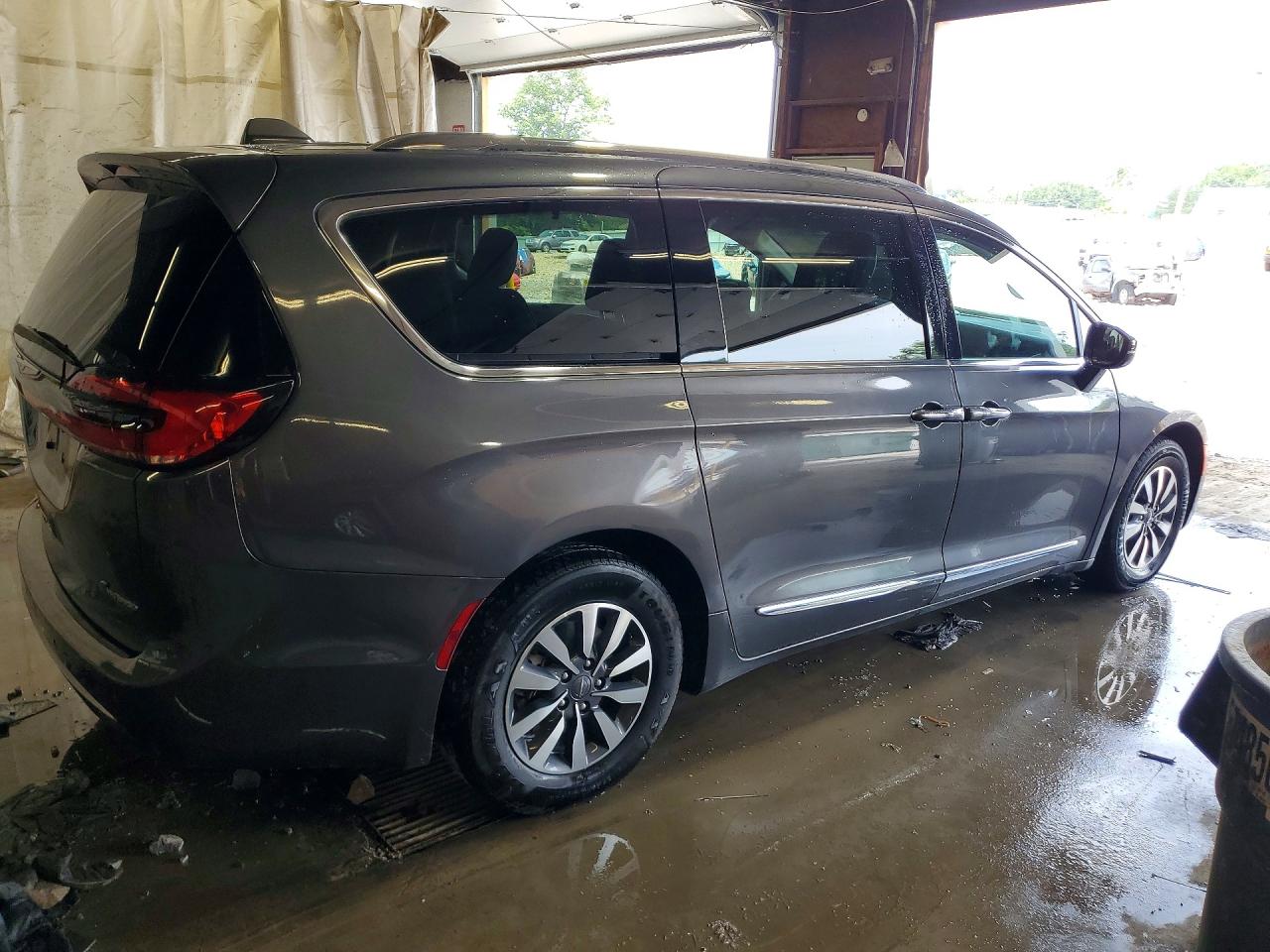 2021 CHRYSLER PACIFICA