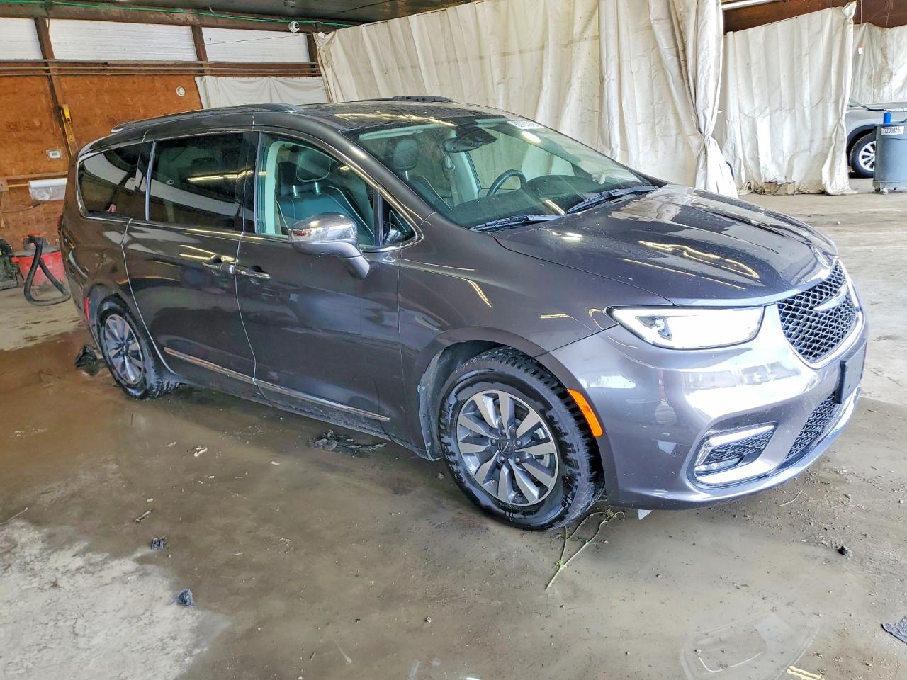 2021 CHRYSLER PACIFICA