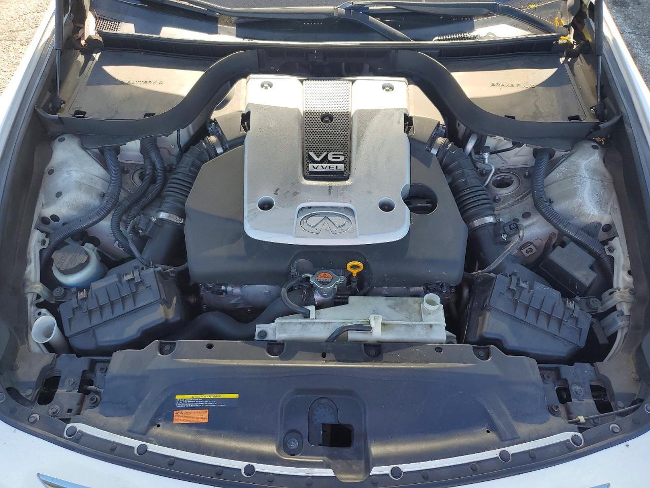 2013 INFINITI G37