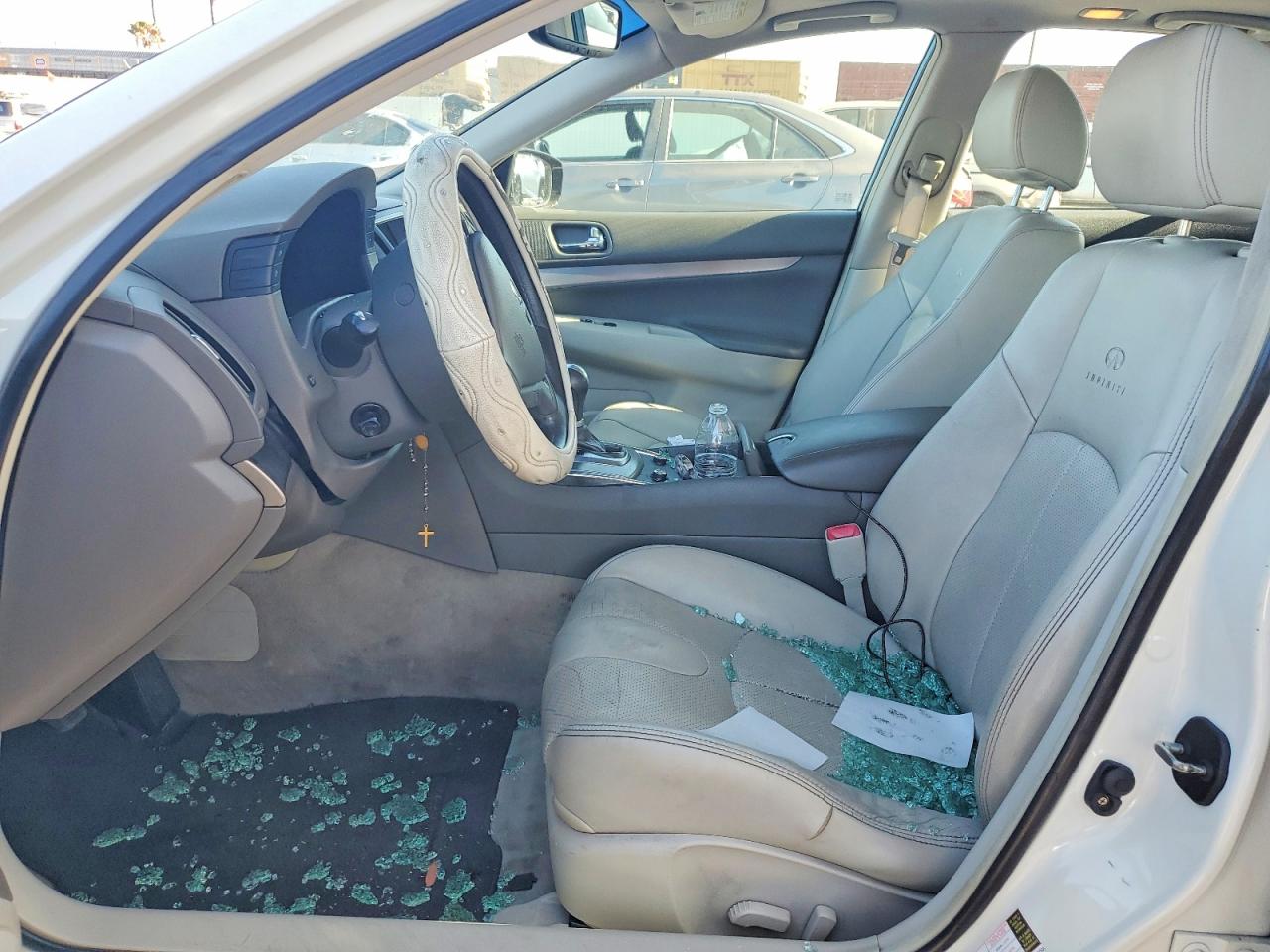 2013 INFINITI G37