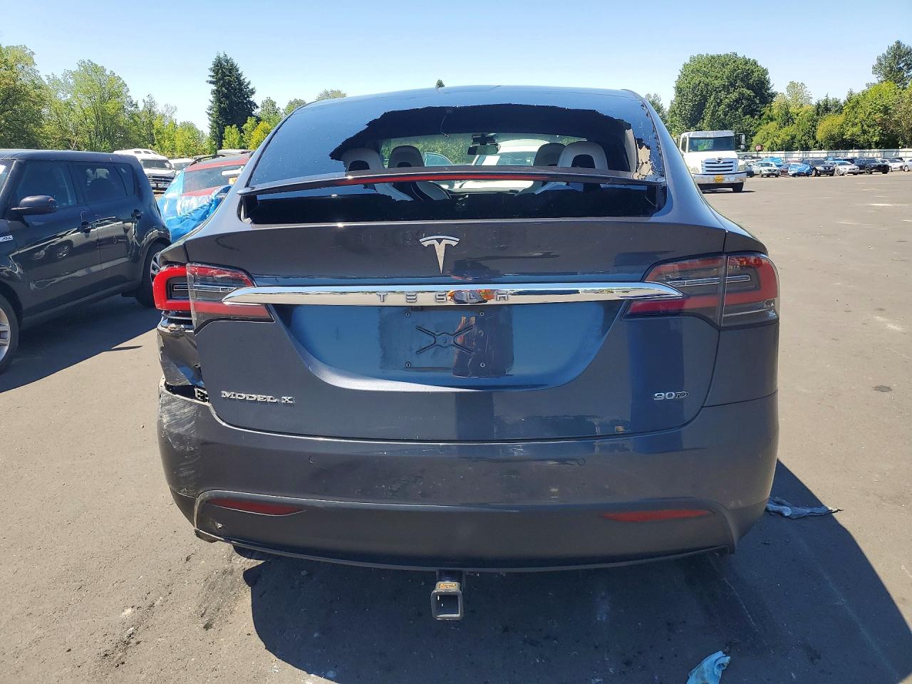 2016 TESLA MODEL X