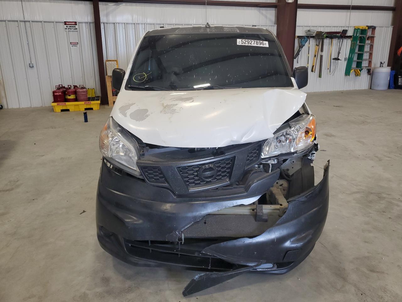 2015 NISSAN NV