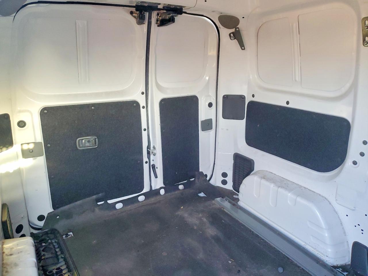 2019 NISSAN NV