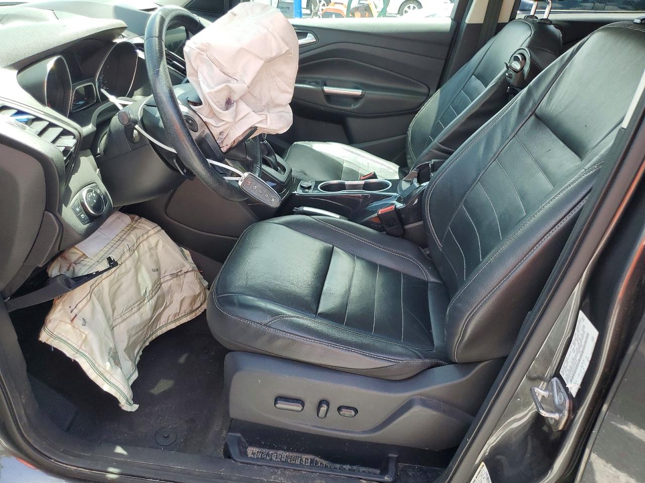 2016 FORD ESCAPE