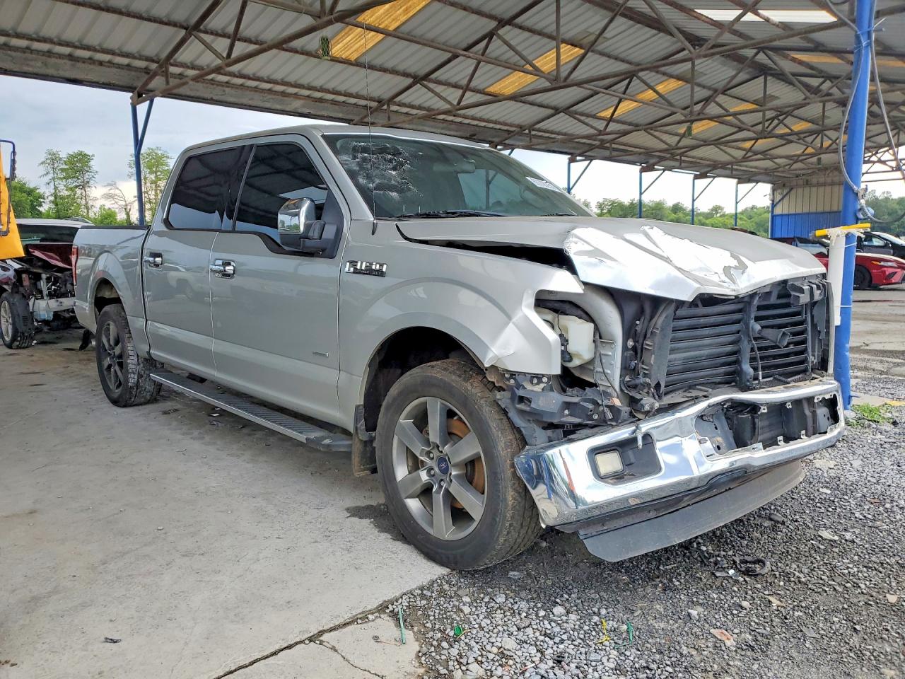 2015 FORD F-150