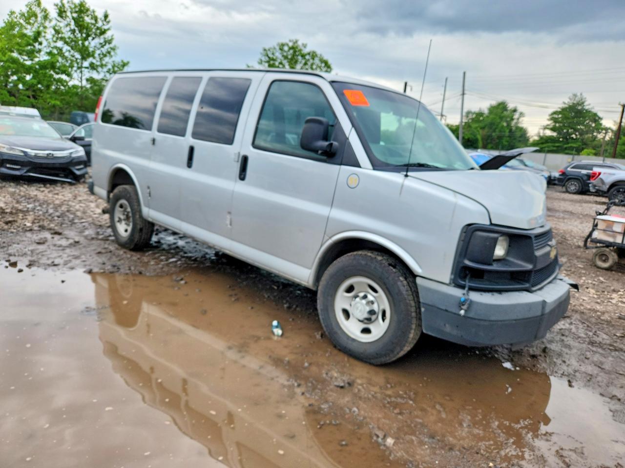 2015 CHEVROLET EXPRESS