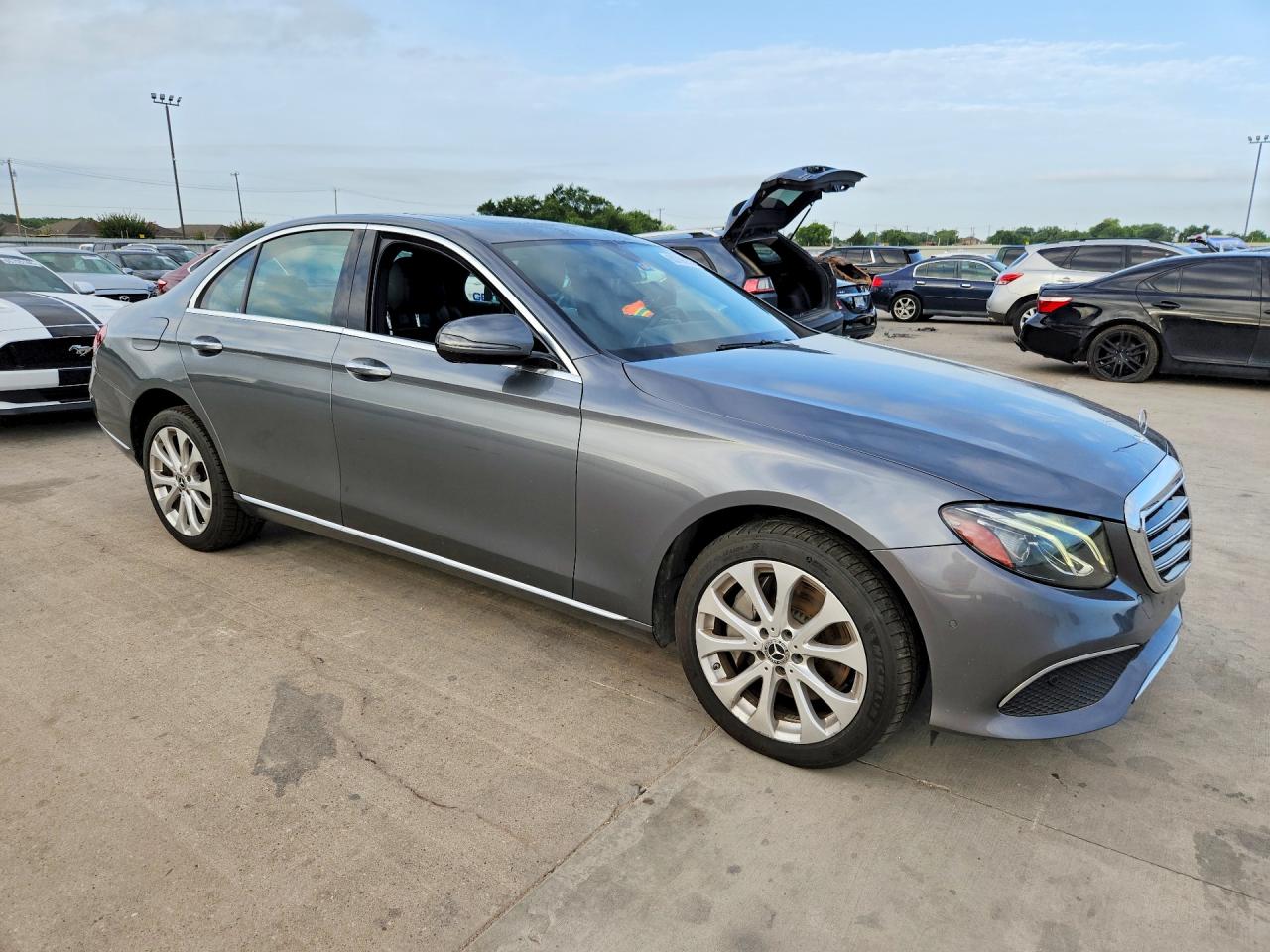2017 MERCEDES-BENZ E-CLASS