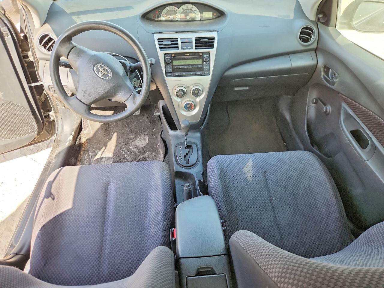 2008 TOYOTA YARIS