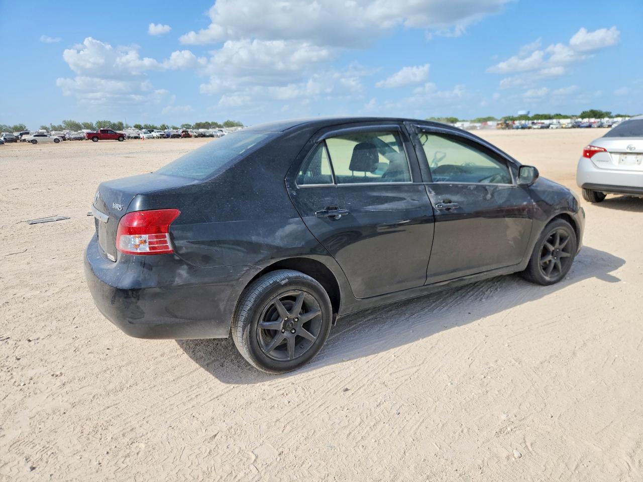 2008 TOYOTA YARIS