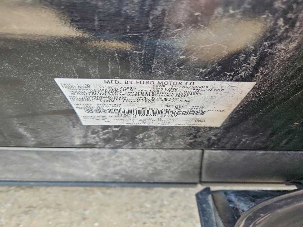 2010 FORD TAURUS