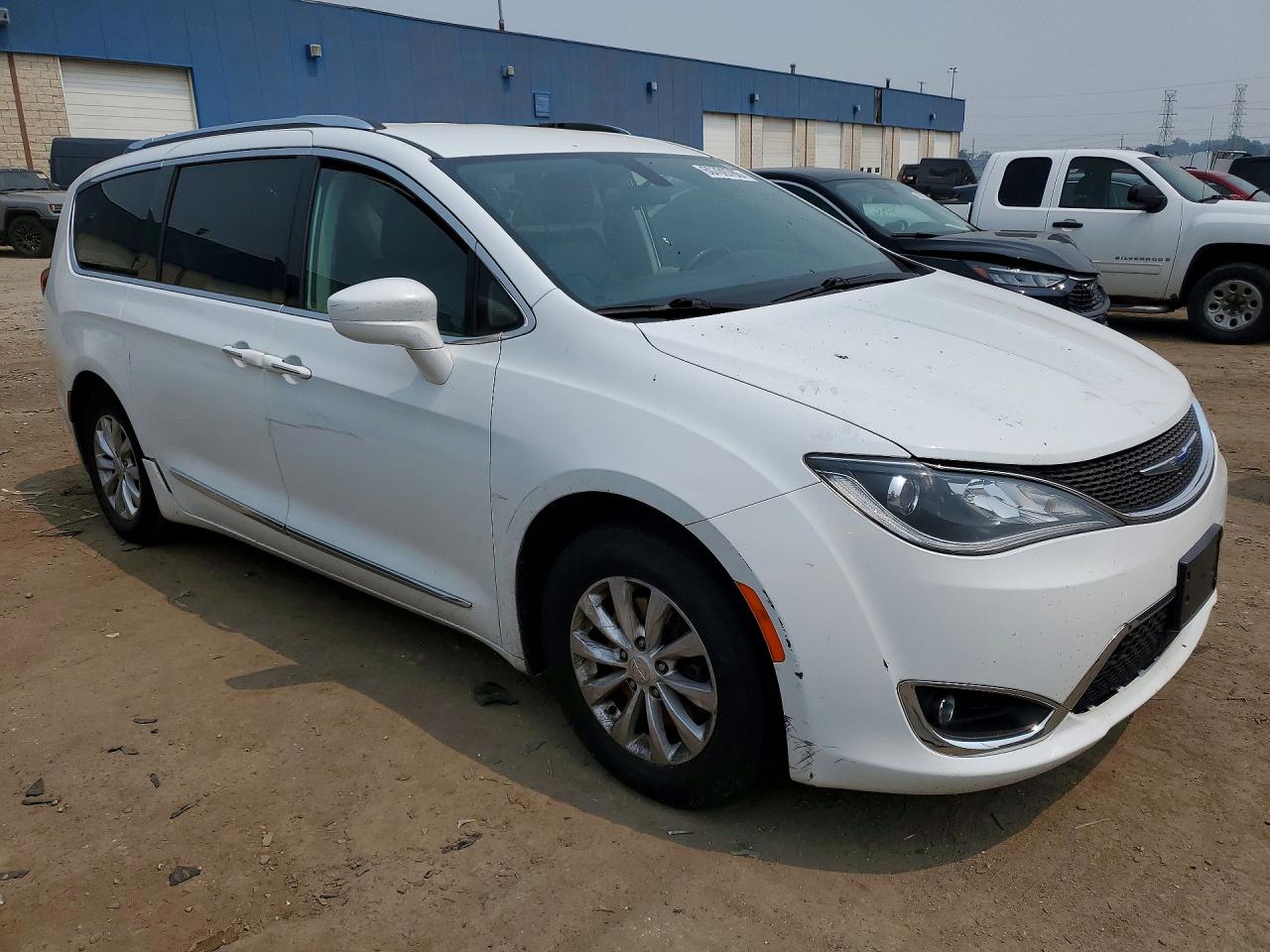 2018 CHRYSLER PACIFICA