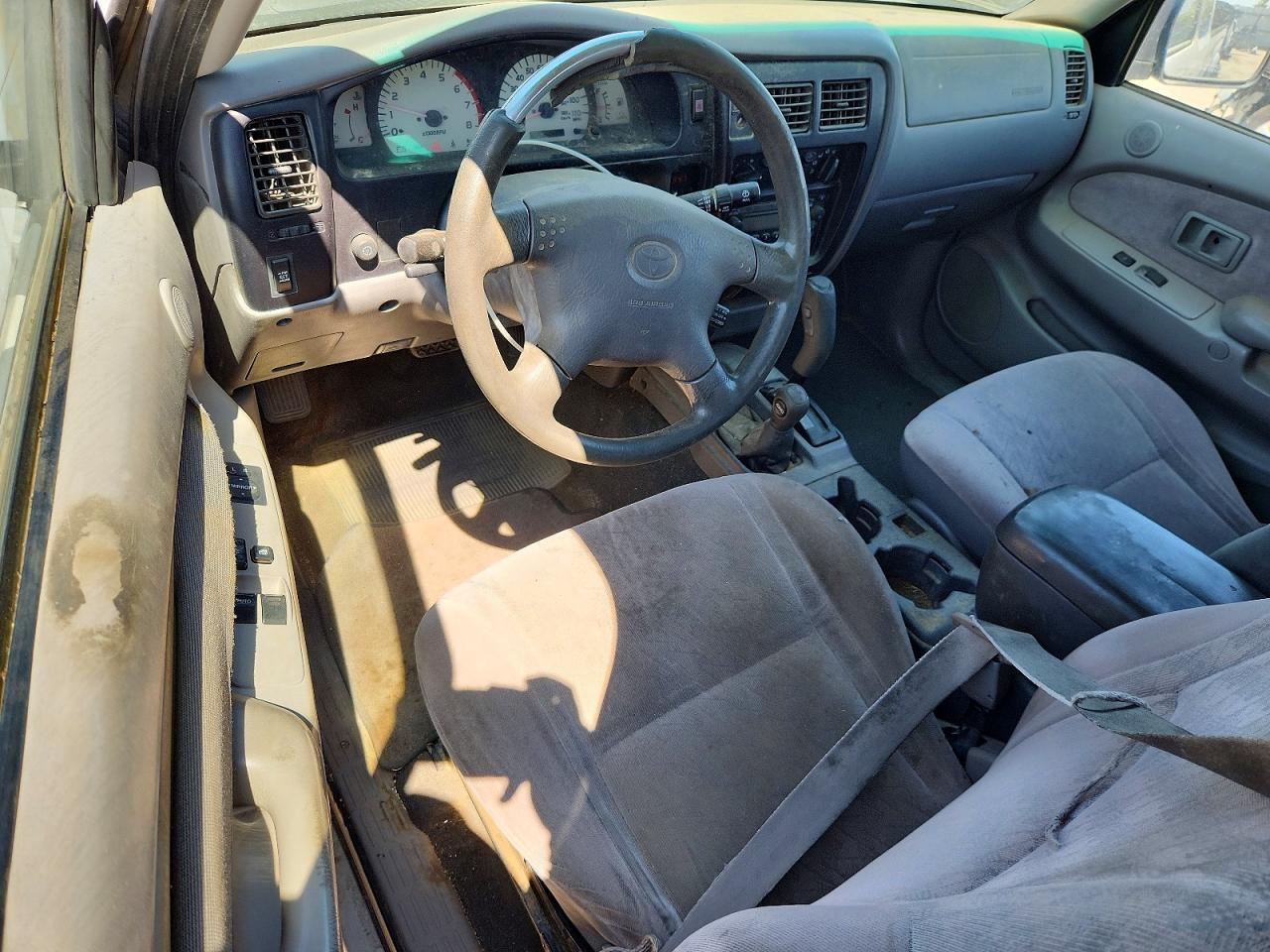 2001 TOYOTA TACOMA