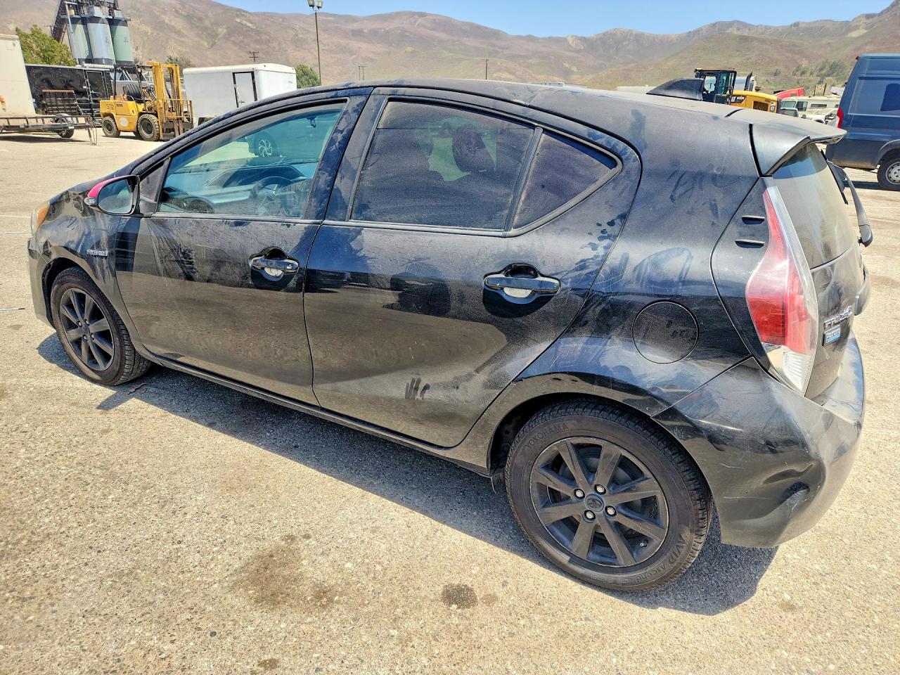 2016 TOYOTA PRIUS