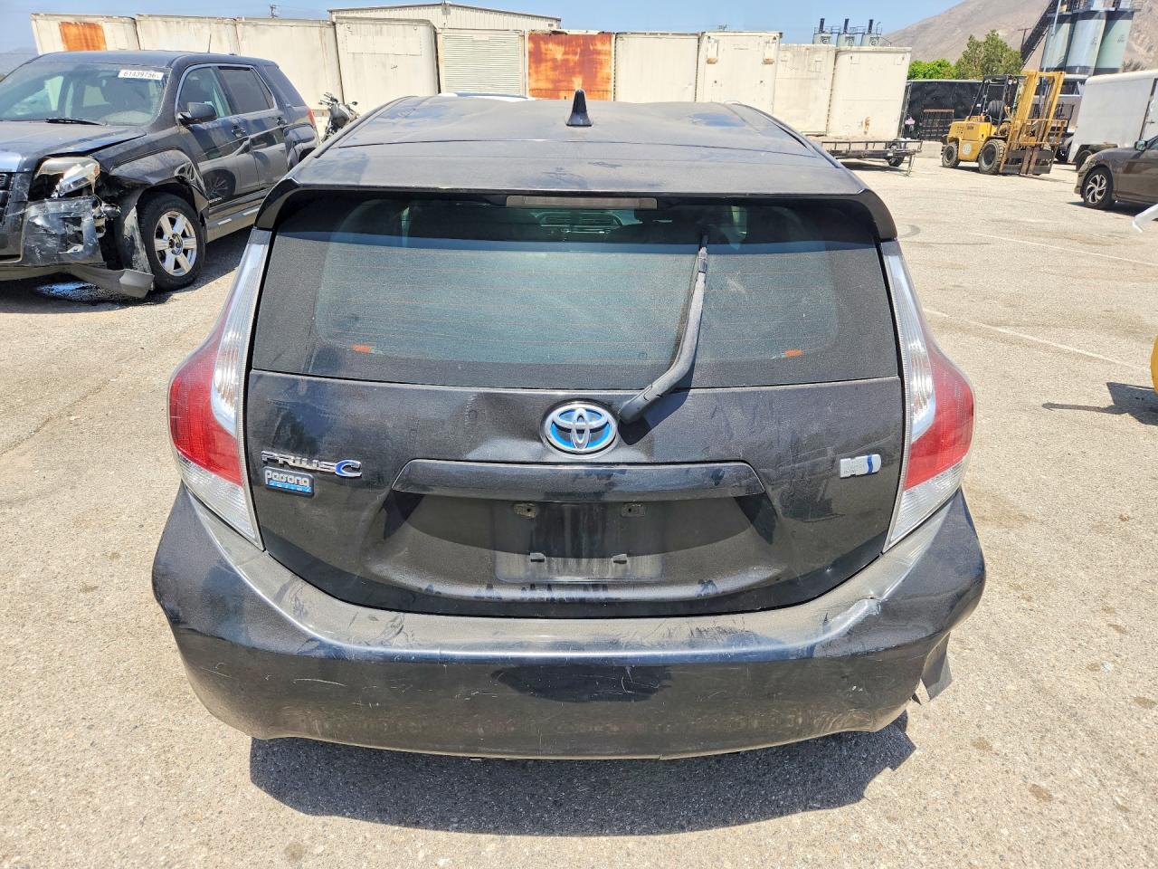 2016 TOYOTA PRIUS