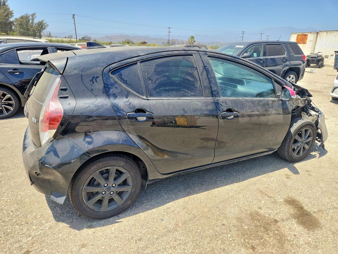 2016 TOYOTA PRIUS