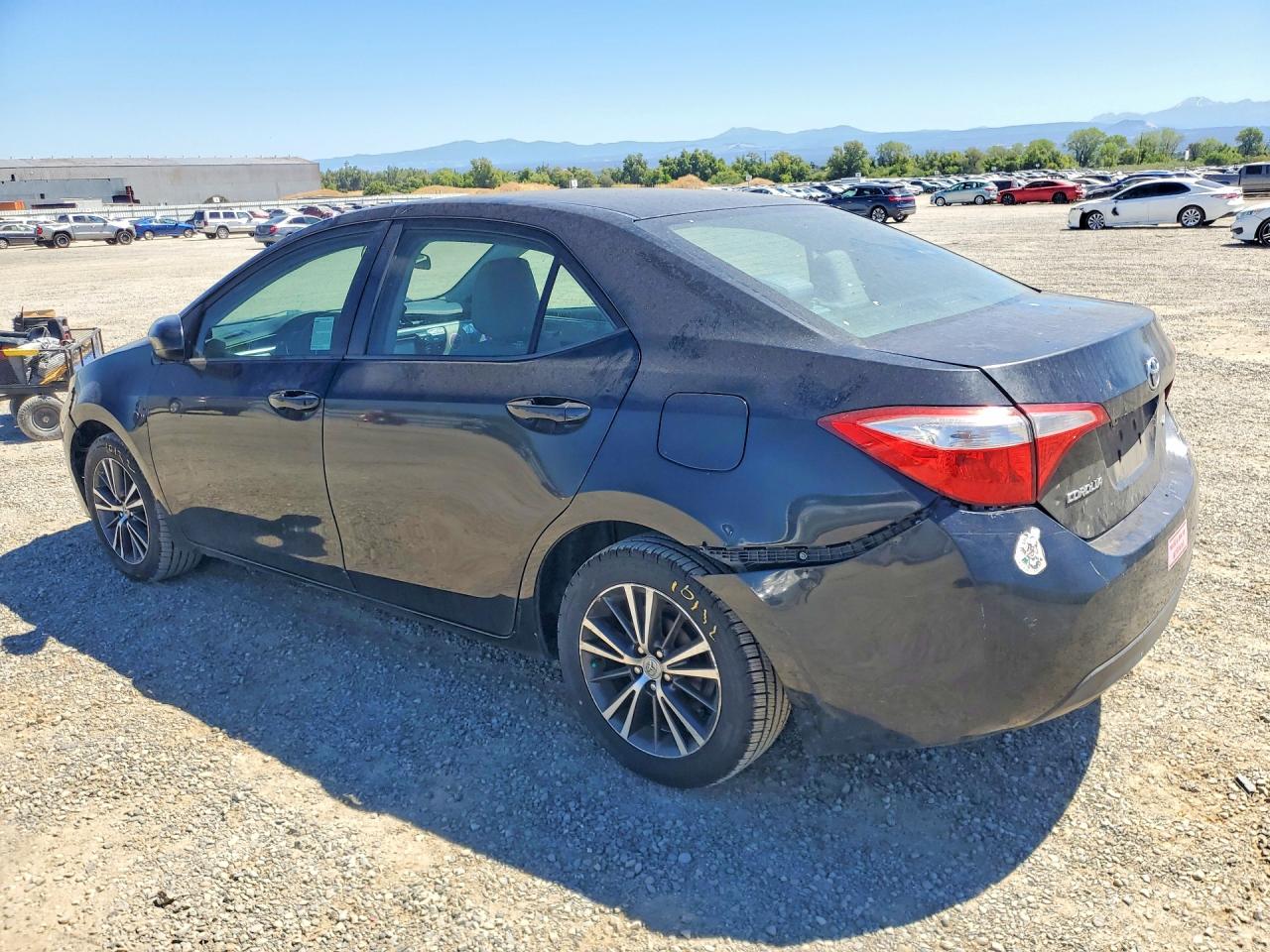 2016 TOYOTA COROLLA