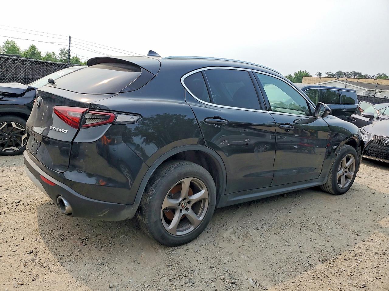 2021 ALFA ROMEO STELVIO