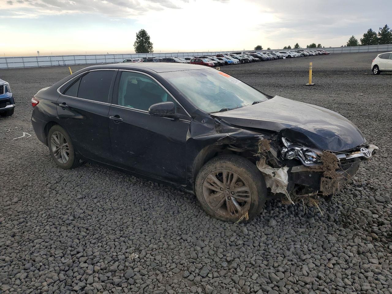 2017 TOYOTA CAMRY
