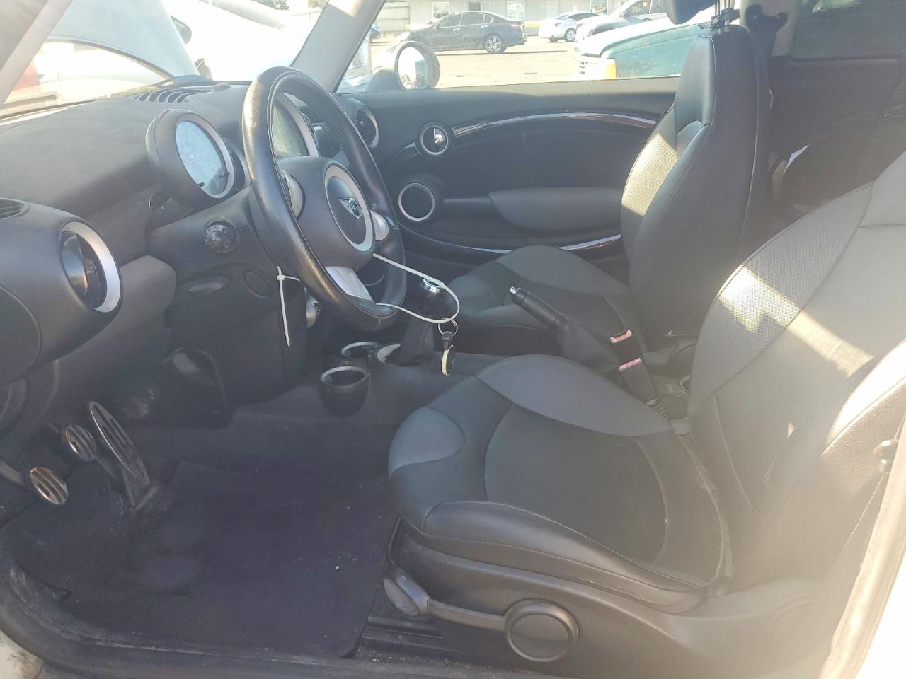 2009 MINI COOPER