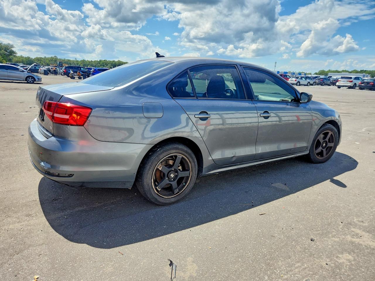 2015 VOLKSWAGEN JETTA