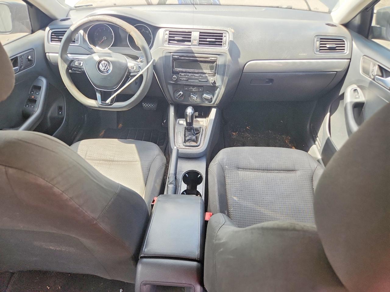2015 VOLKSWAGEN JETTA