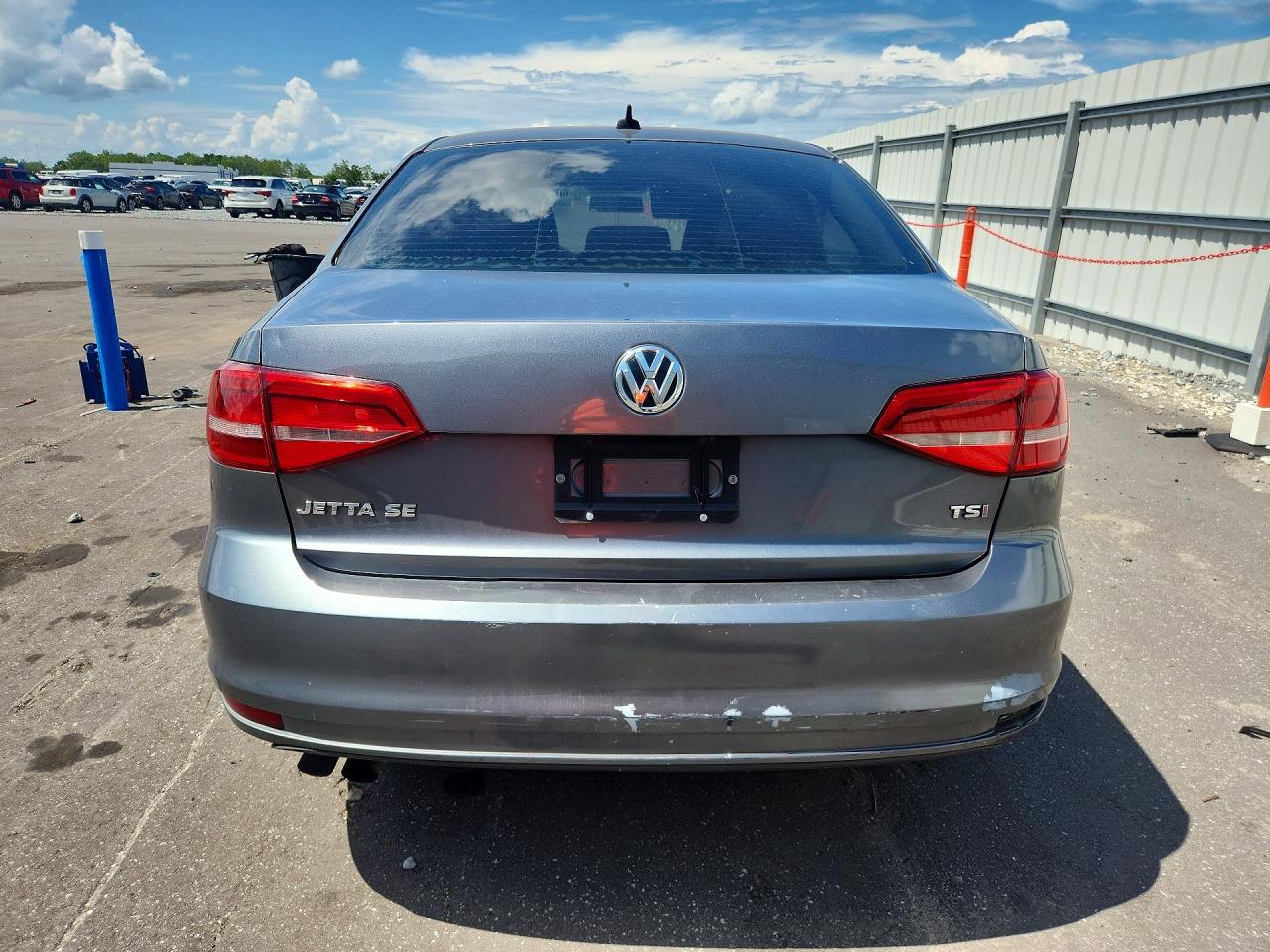 2015 VOLKSWAGEN JETTA