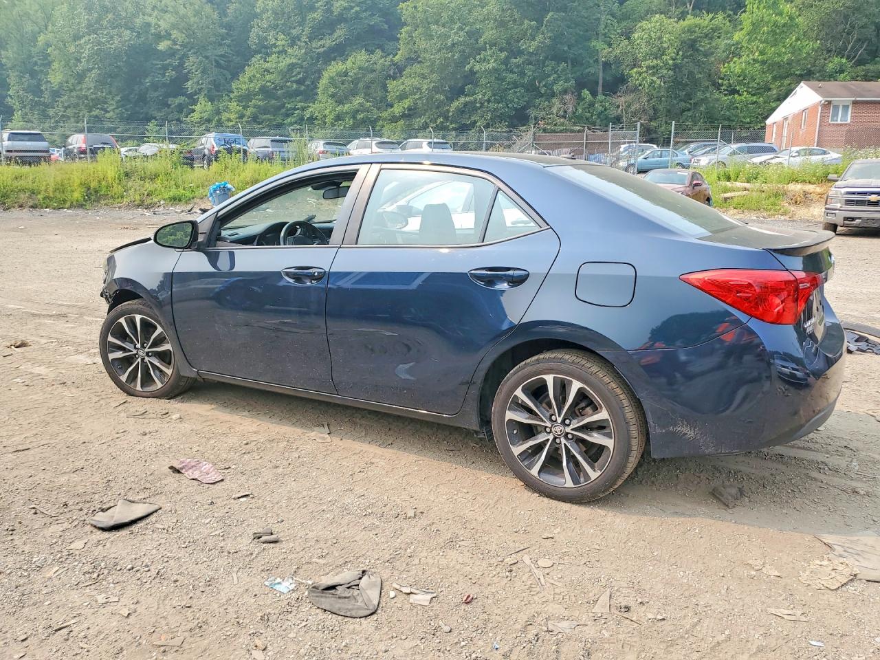 2017 TOYOTA COROLLA