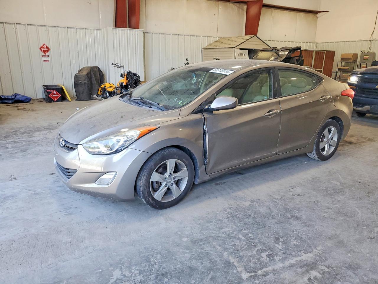 2013 HYUNDAI ELANTRA