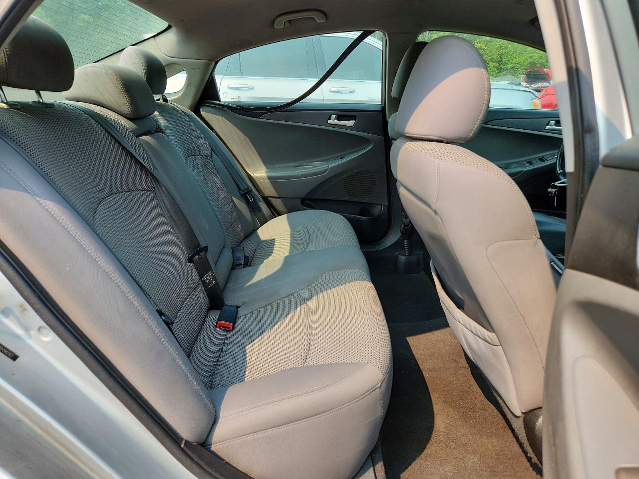 2011 HYUNDAI SONATA