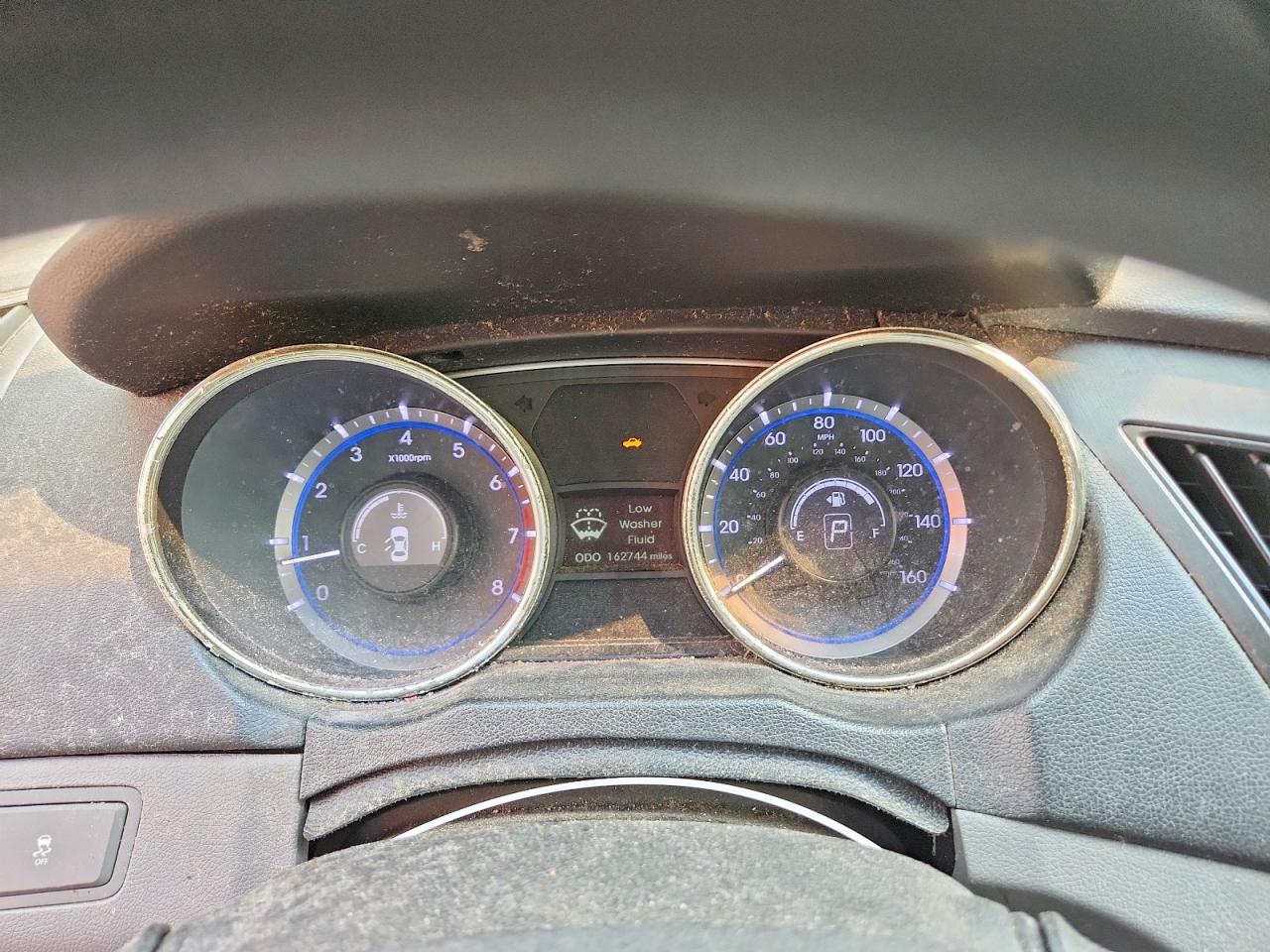 2011 HYUNDAI SONATA