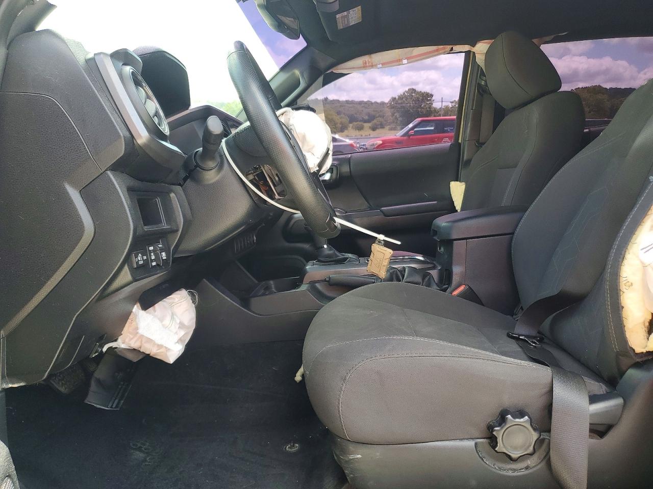 2017 TOYOTA TACOMA