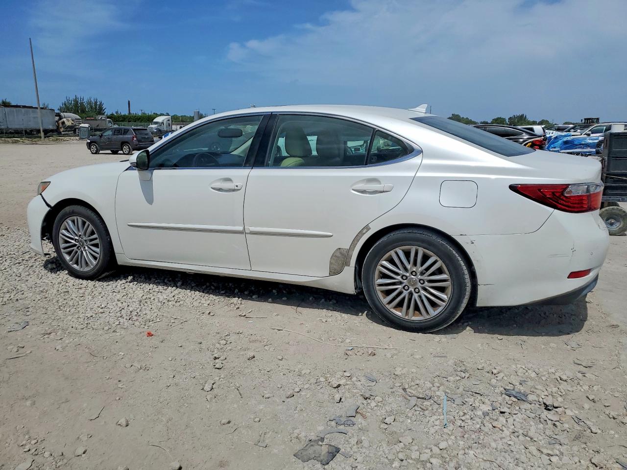 2014 LEXUS ES350