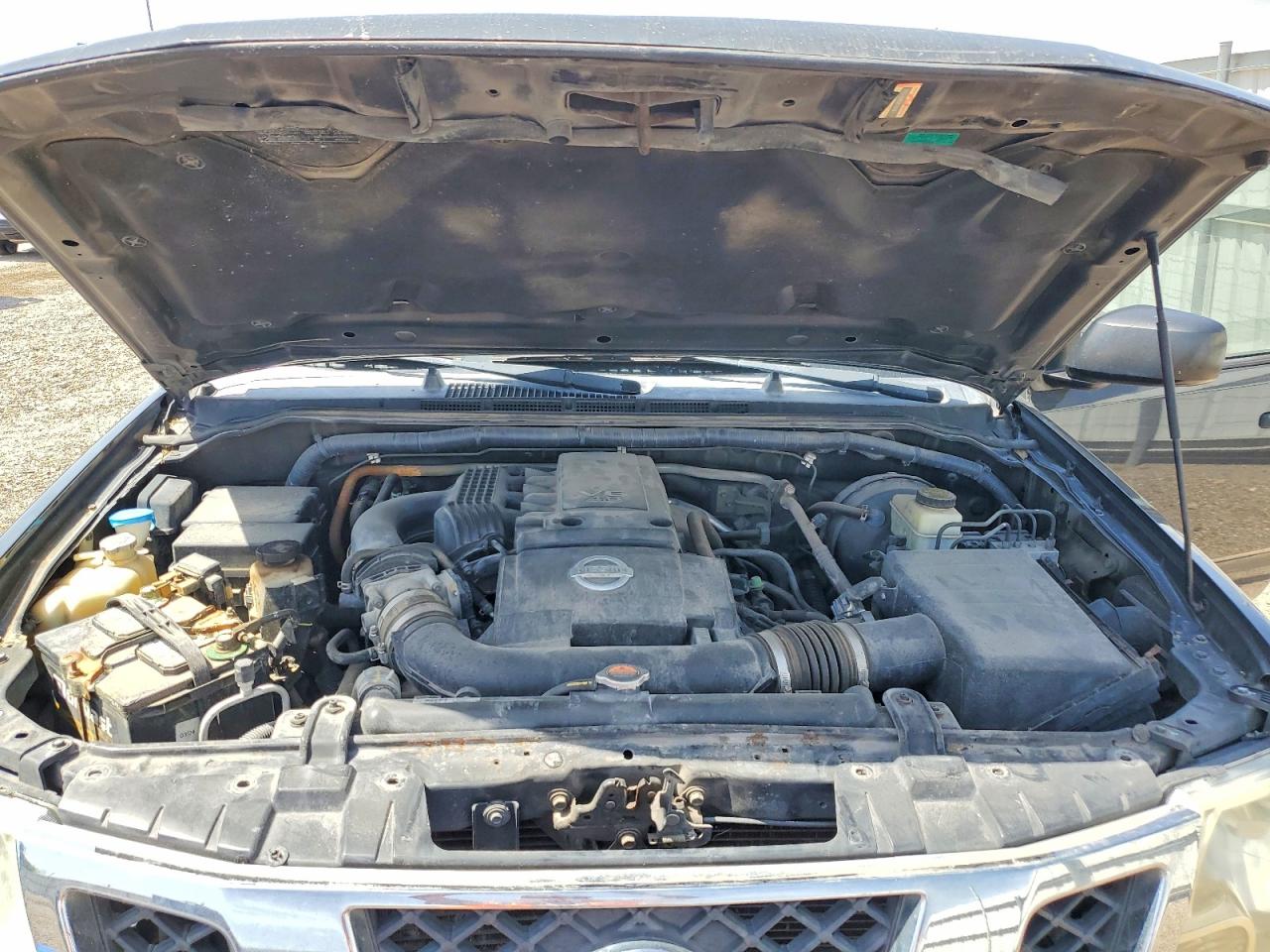 2014 NISSAN FRONTIER