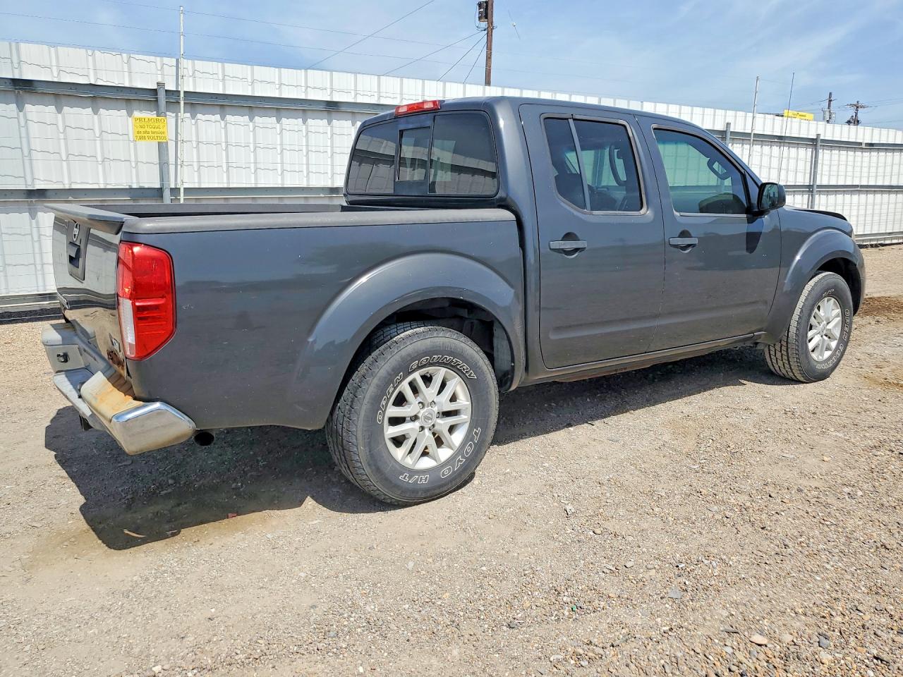 2014 NISSAN FRONTIER