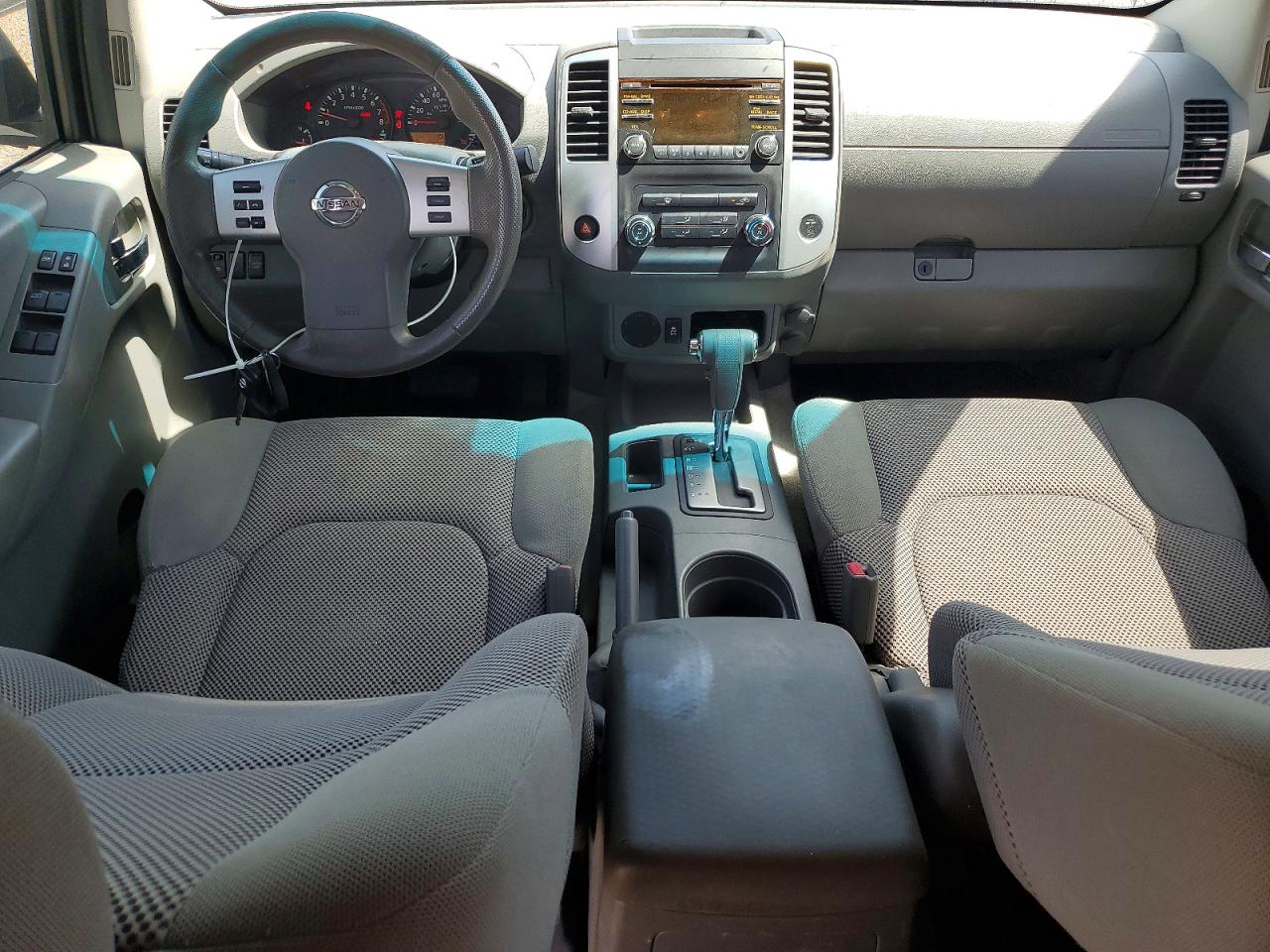 2014 NISSAN FRONTIER