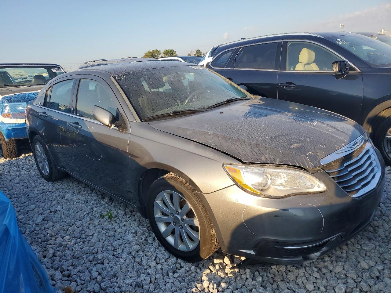 2013 CHRYSLER 200