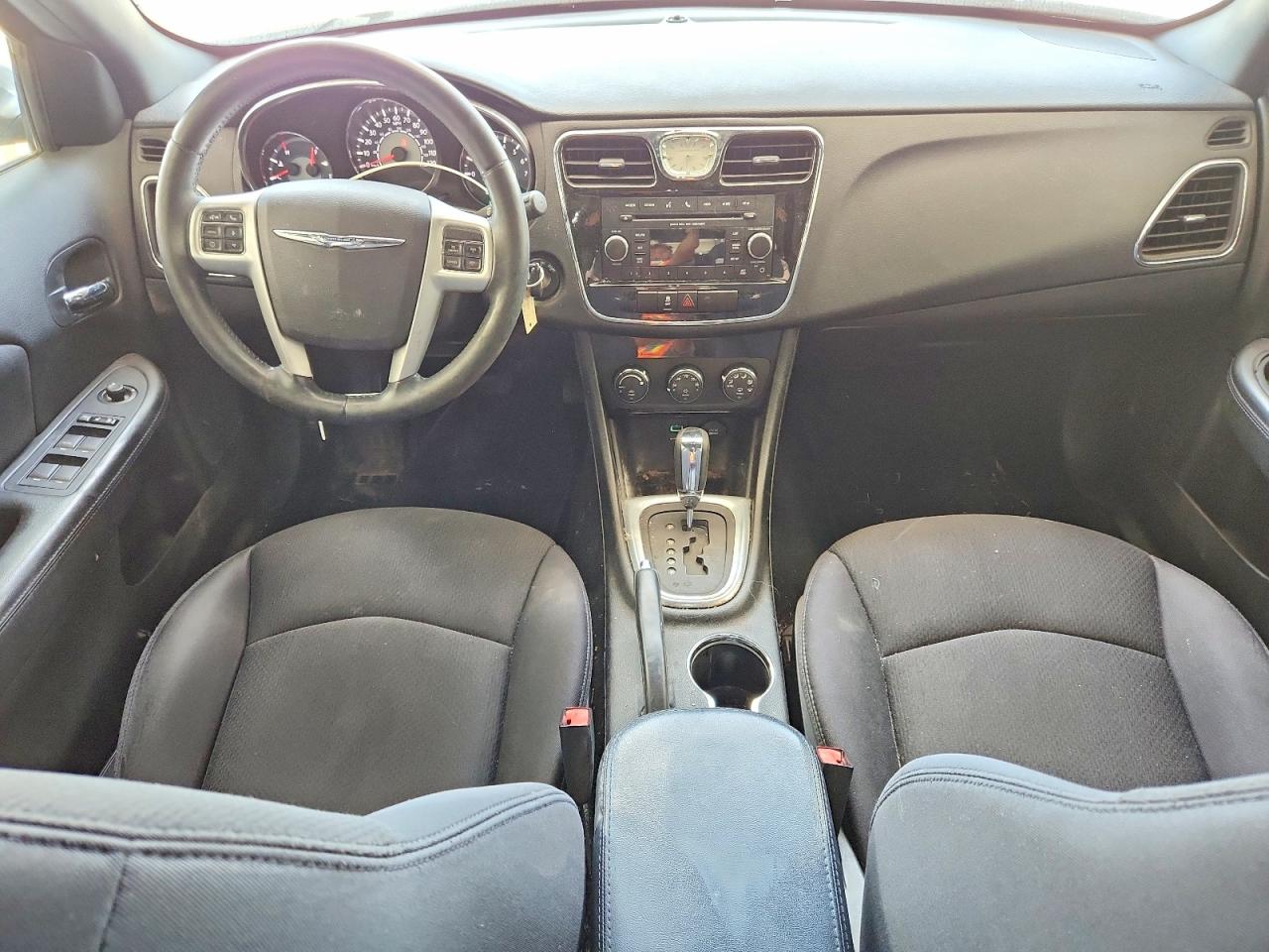 2013 CHRYSLER 200