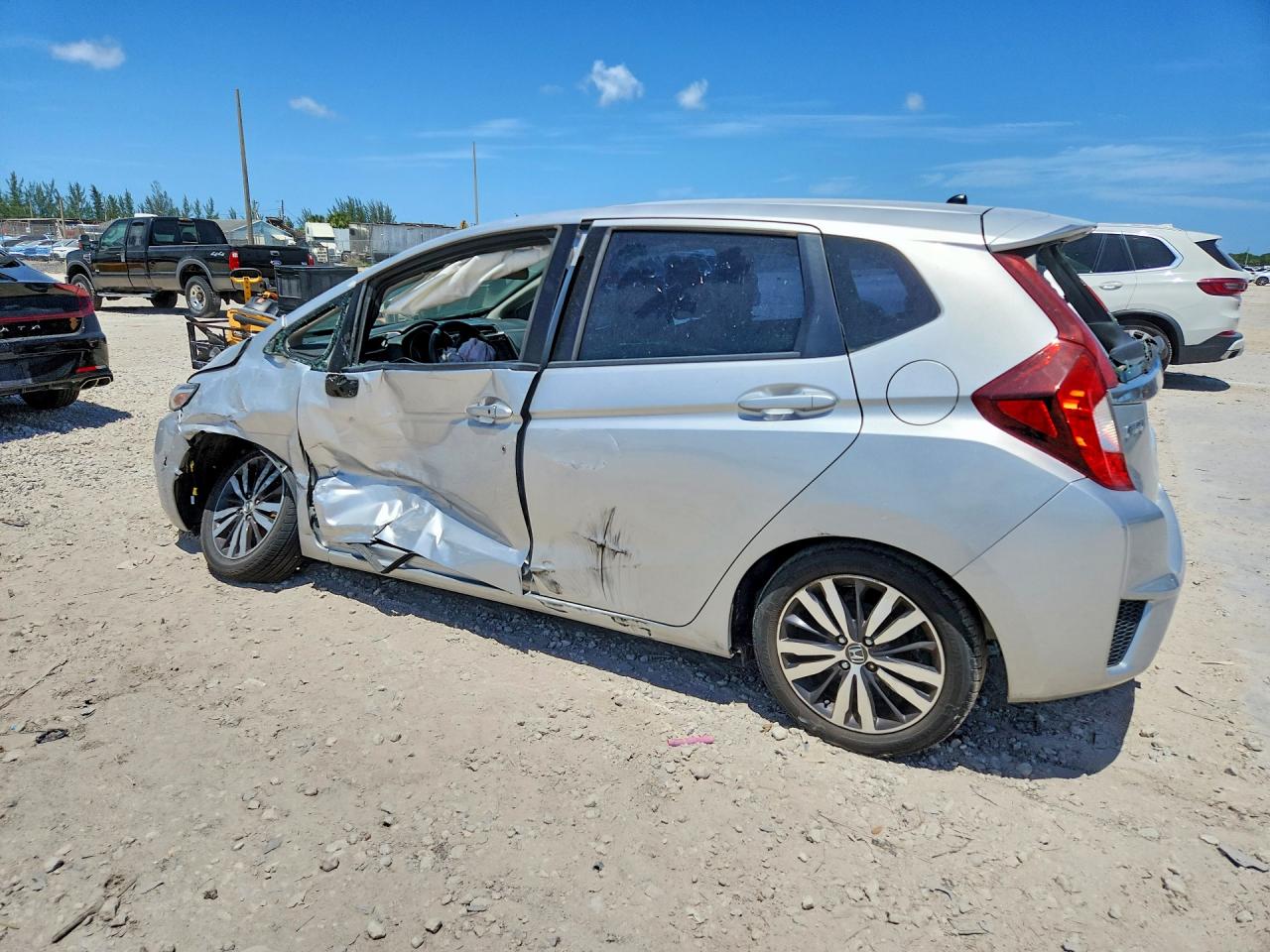 2015 HONDA FIT