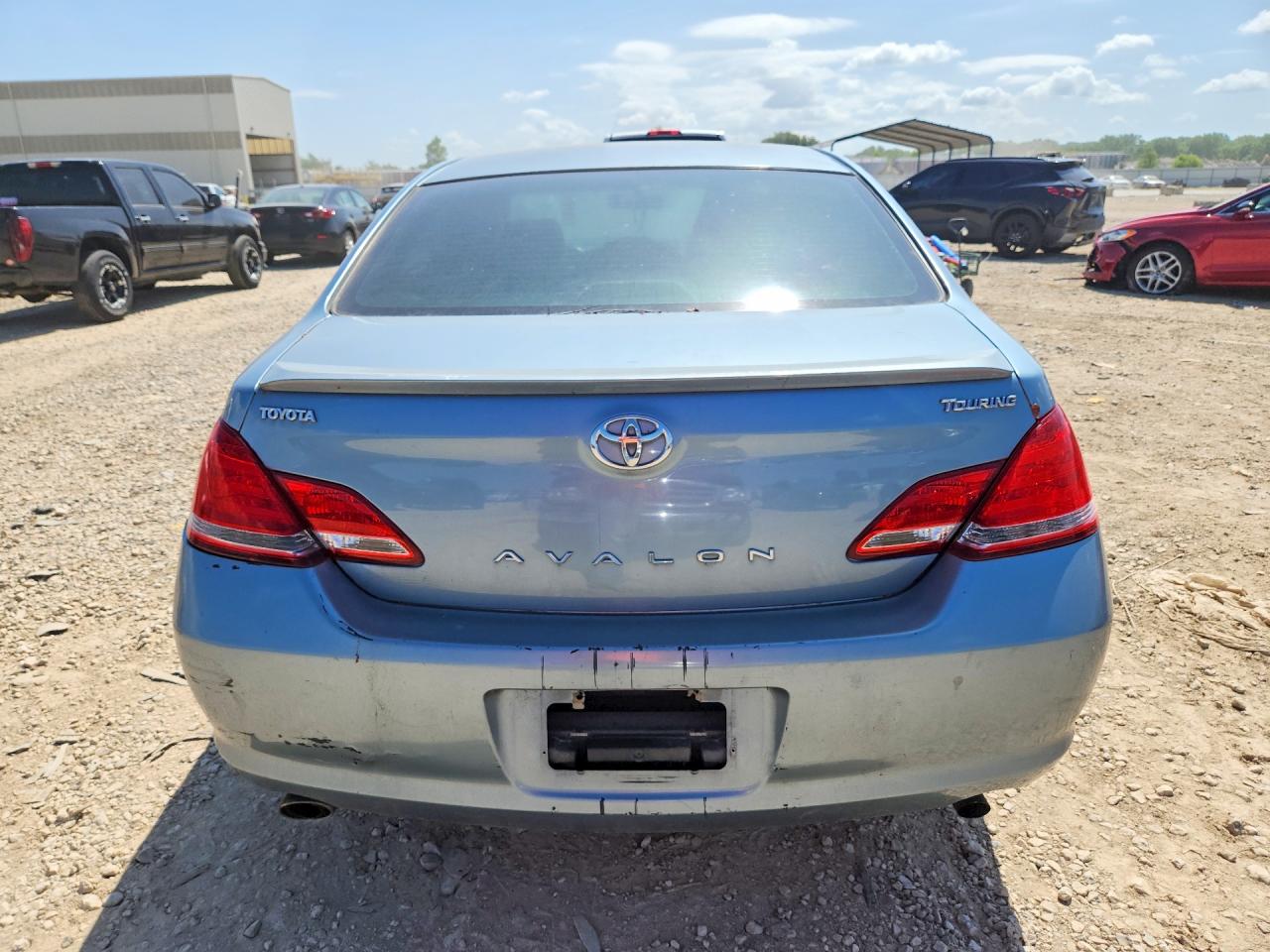 2007 TOYOTA AVALON