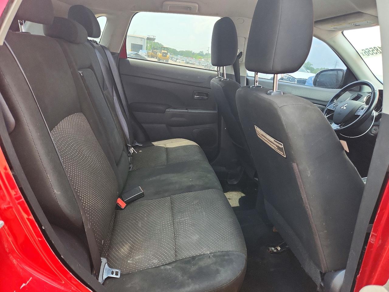2016 MITSUBISHI OUTLANDER