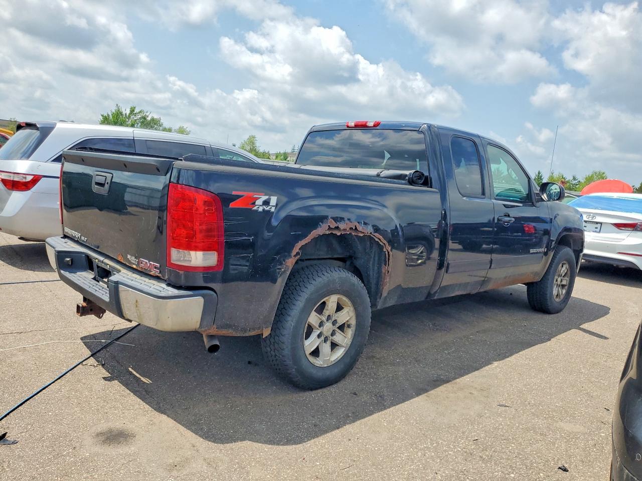 2007 GMC SIERRA