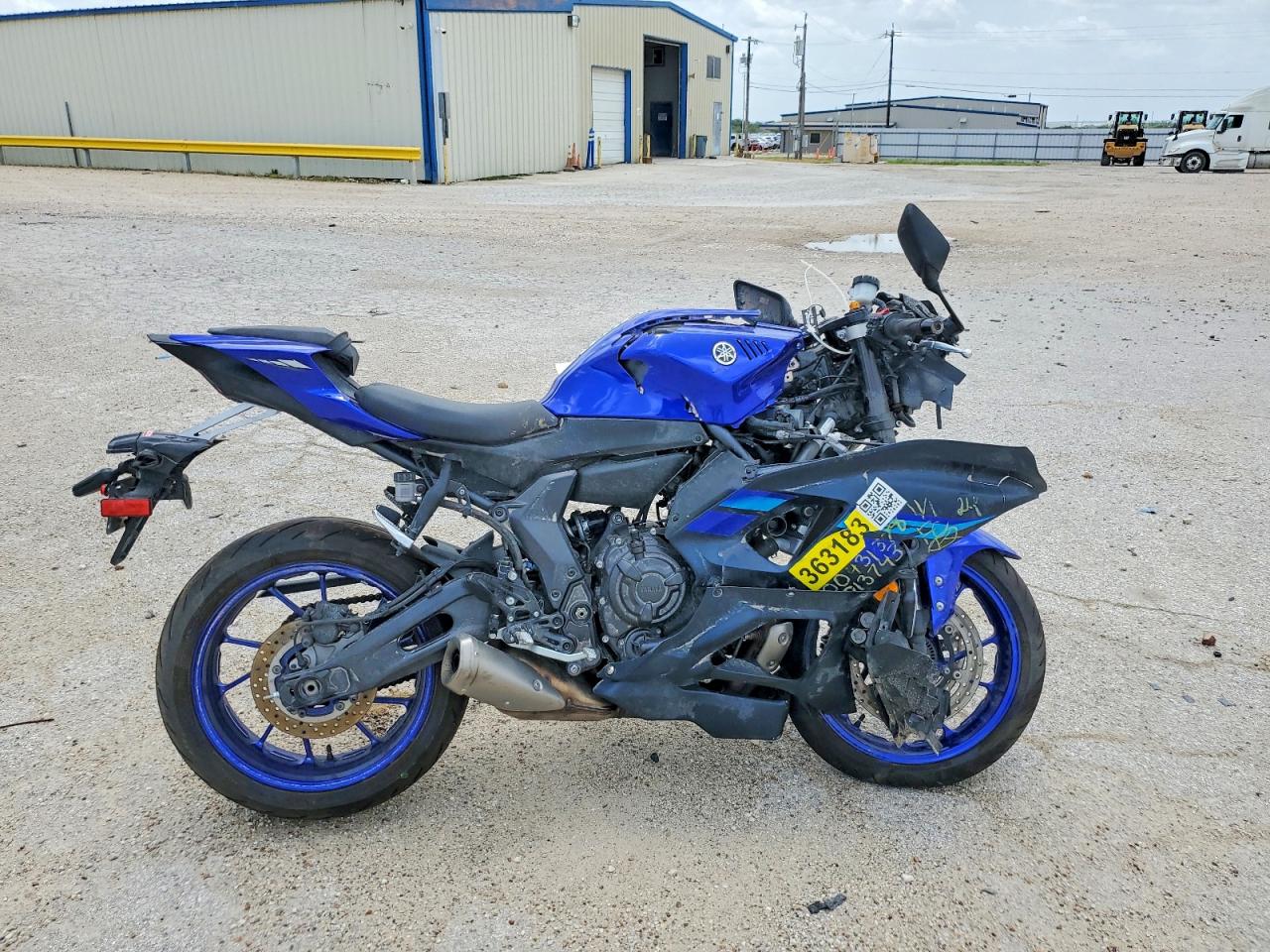 2024 YAMAHA YZFR7