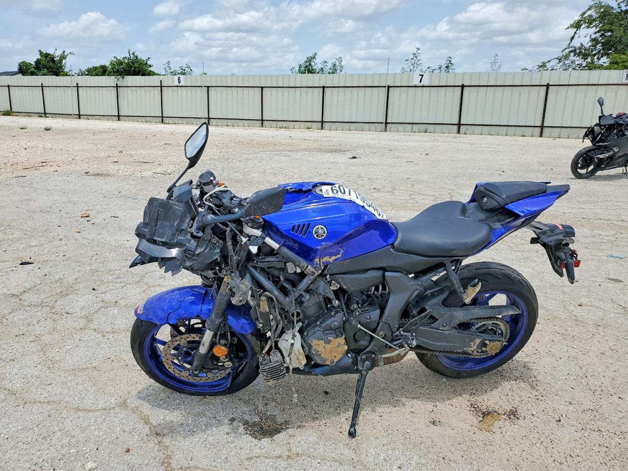 2024 YAMAHA YZFR7