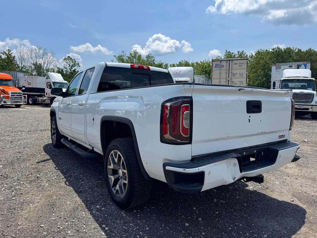 2018 GMC SIERRA