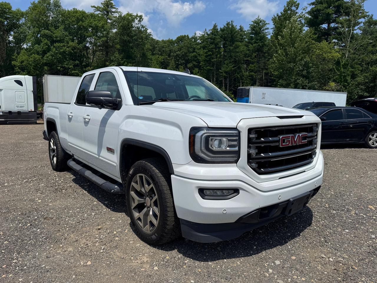 2018 GMC SIERRA