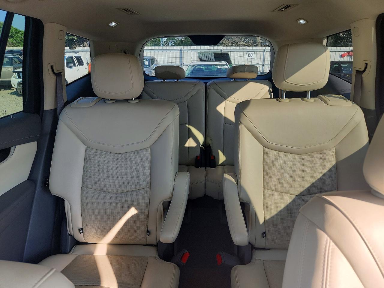 2021 CADILLAC XT6