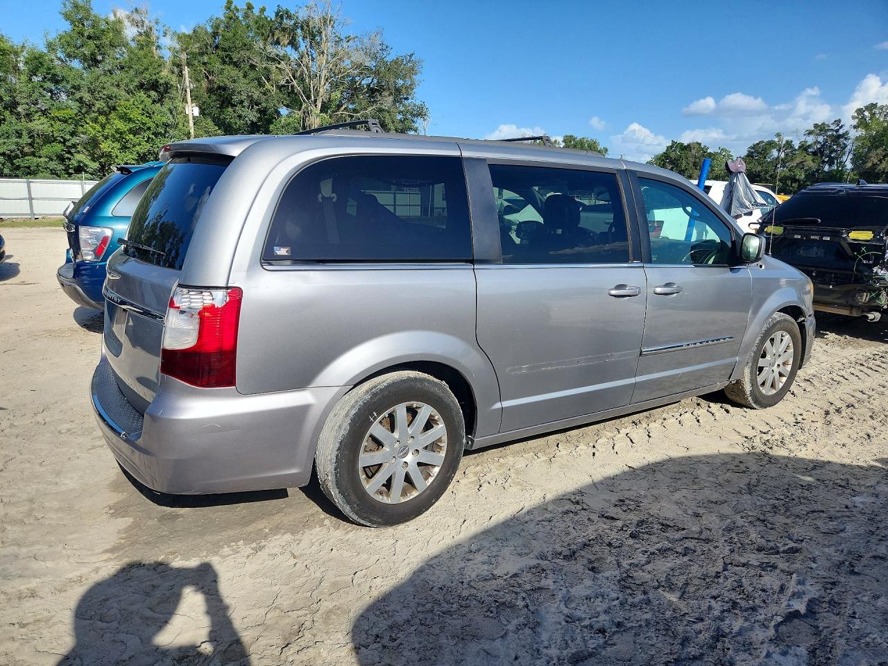 2014 CHRYSLER MINIVAN